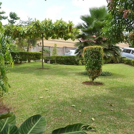 Merian Gardens And Guest House Mukono Town Exterior photo
